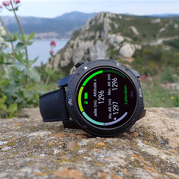 THEIA II Absolute Black